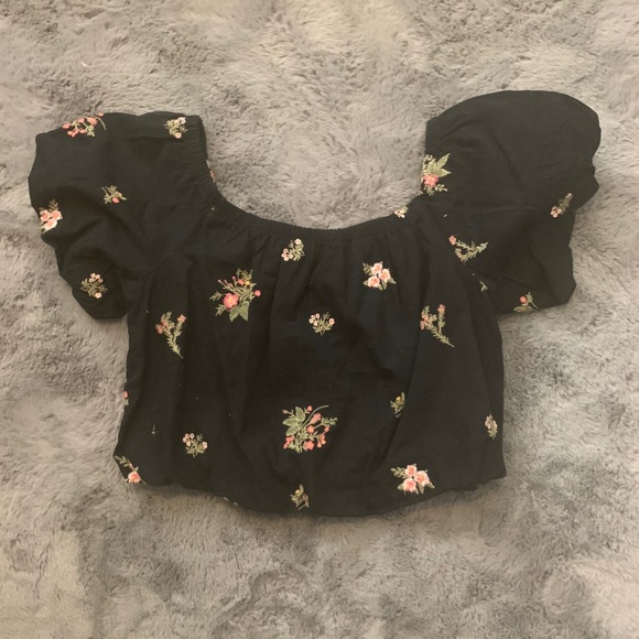 Hollister Crop top - Picture 1 of 2